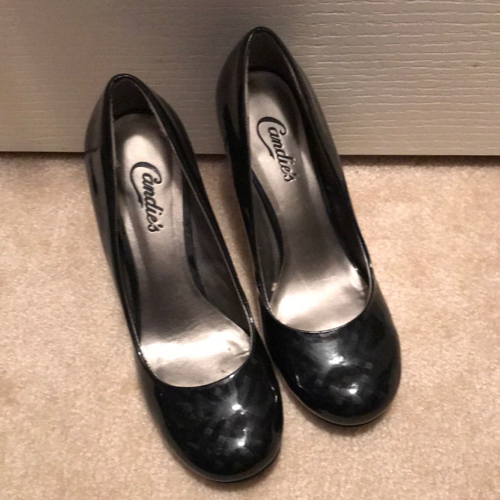 Black heels
